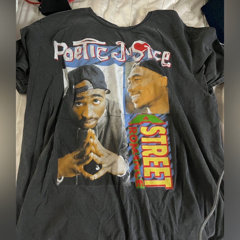 tupac tee-shirt